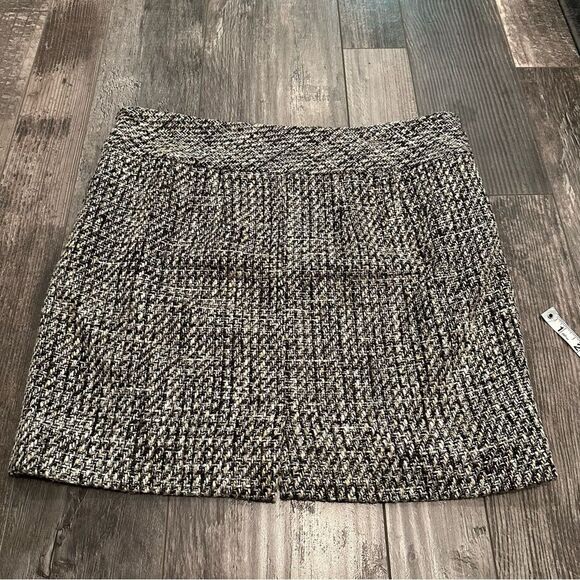 The Limited Dresses & Skirts - Elegant Lined Tweed Mini Skirt in Black, Beige and White from The Limited Size 8